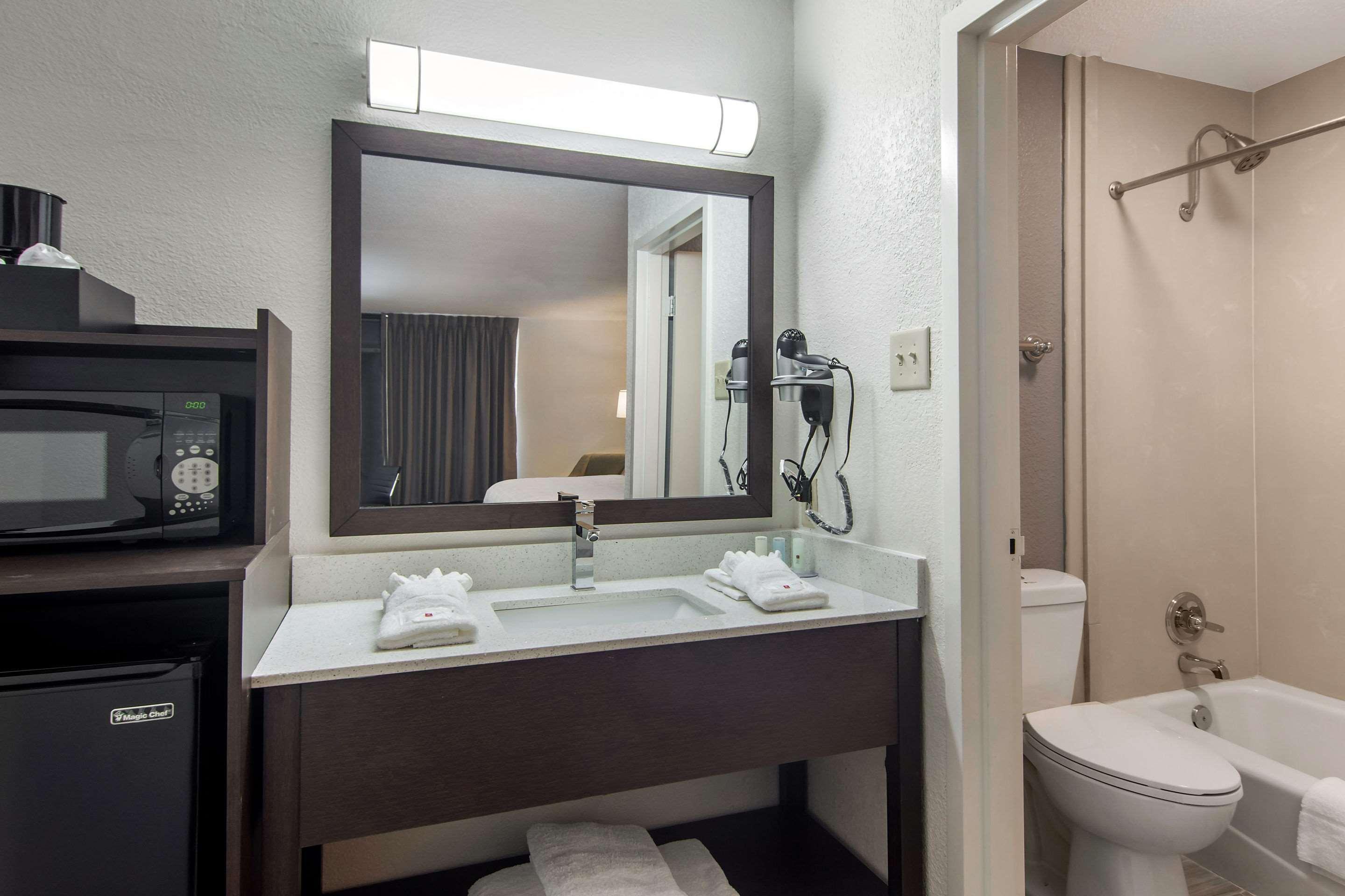 Clarion Inn Macon Esterno foto