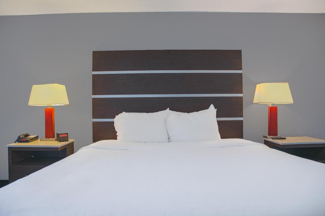 Clarion Inn Macon Esterno foto
